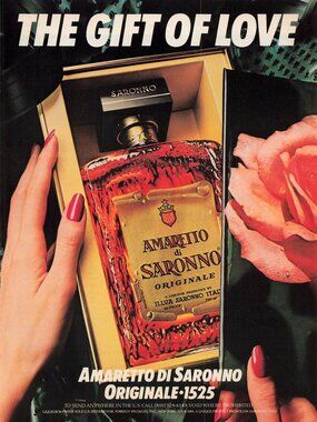 1983 Amaretto Di Saronno Christmas Vintage Print Ad Gift of Love Italian Liqueur